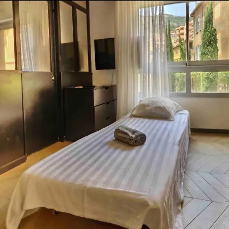 Beautiful Fully Renovated Centrally Located Apartment Monte-Carlo